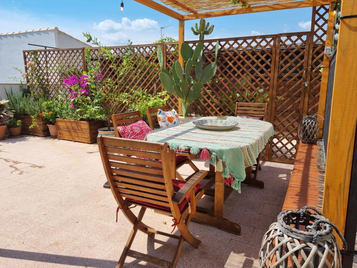 Apartamento La Dimora Di Helios Noto Exterior foto