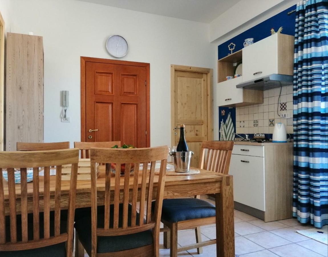 Apartamento La Dimora Di Helios Noto Exterior foto